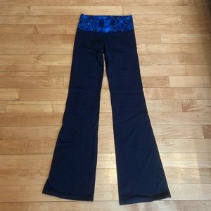 Lululemon flare leggings, luon, size 8 (long), GUC, navy